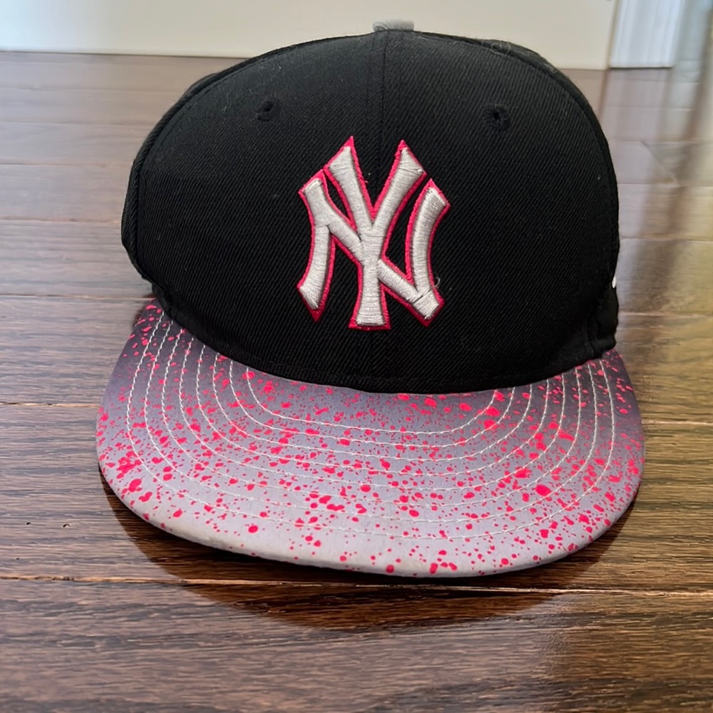 NEW YORK YANKEES PINK SPLATTER HAT 59FIFTY